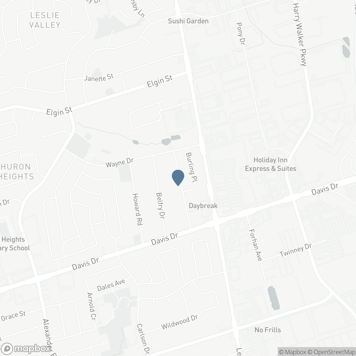86 HAMILTON DRIVE, Newmarket, Ontario L3Y 3E8